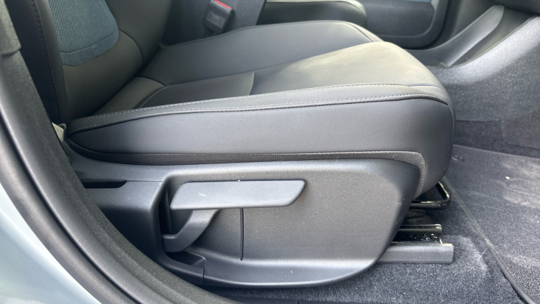 Volvo EX30 200kW SM Extended Range Plus 69kWh 5dr Auto Electric Estate